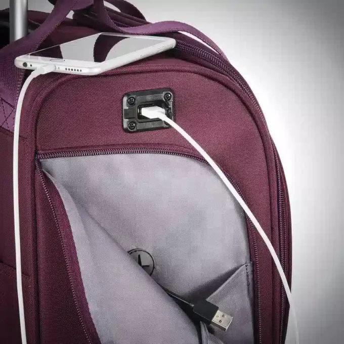 Geantă de mână cu roți și port USB Geantă de mână cu roți și port USB