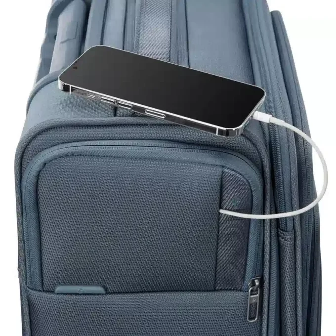 Geantă de mână Uplift Softside Spinner pentru bagaje de mână Geantă de mână Uplift Softside Spinner pentru bagaje de mână