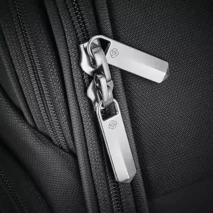 Geantă de mână Theorym Softside Global Spinner pentru bagaje de mână Geantă de mână Theorym Softside Global Spinner pentru bagaje de mână